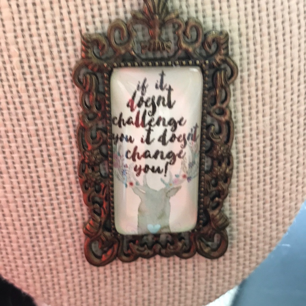 Long necklace - Picture 3 of 4